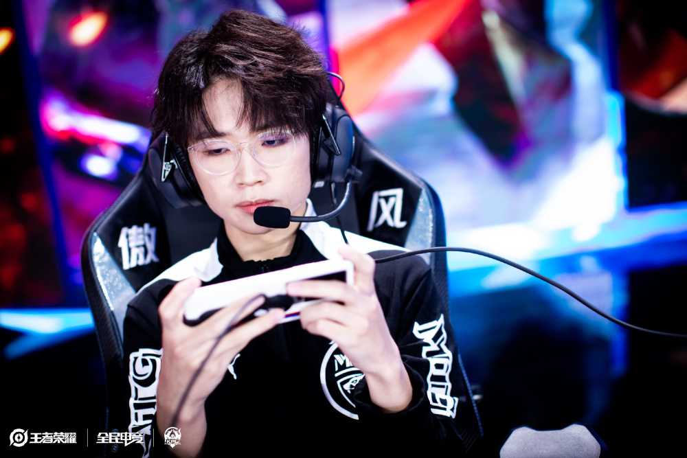 门前把握机 门前把握机