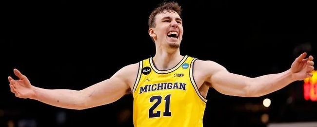 蓝侧放出强 蓝侧放出强